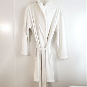 Robe Cypress Womens Medium White Soft Spa Relaxing